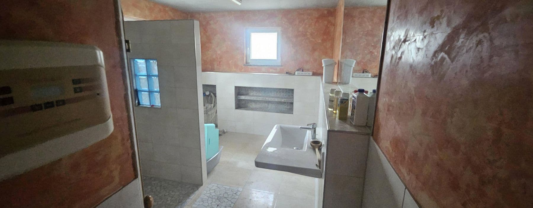 Prodej domu 209 m², pozemek 334 m², Lichtensteinstr., 64, Reutlingen, Bádensko-Württembersko Prodej domu 209 m², pozemek 334 m², Lichtensteinstr., 64, Reutlingen, Bádensko-Württembersko