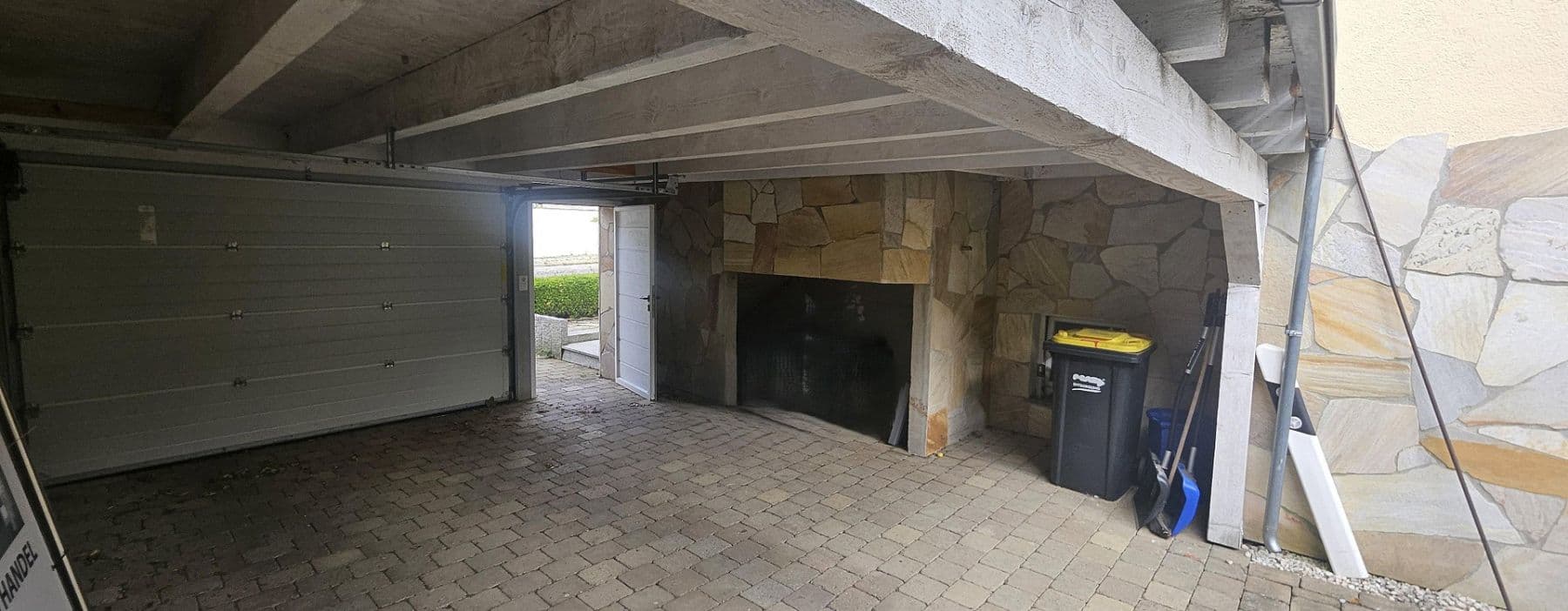 Prodej domu 209 m², pozemek 334 m², Lichtensteinstr., 64, Reutlingen, Bádensko-Württembersko Prodej domu 209 m², pozemek 334 m², Lichtensteinstr., 64, Reutlingen, Bádensko-Württembersko