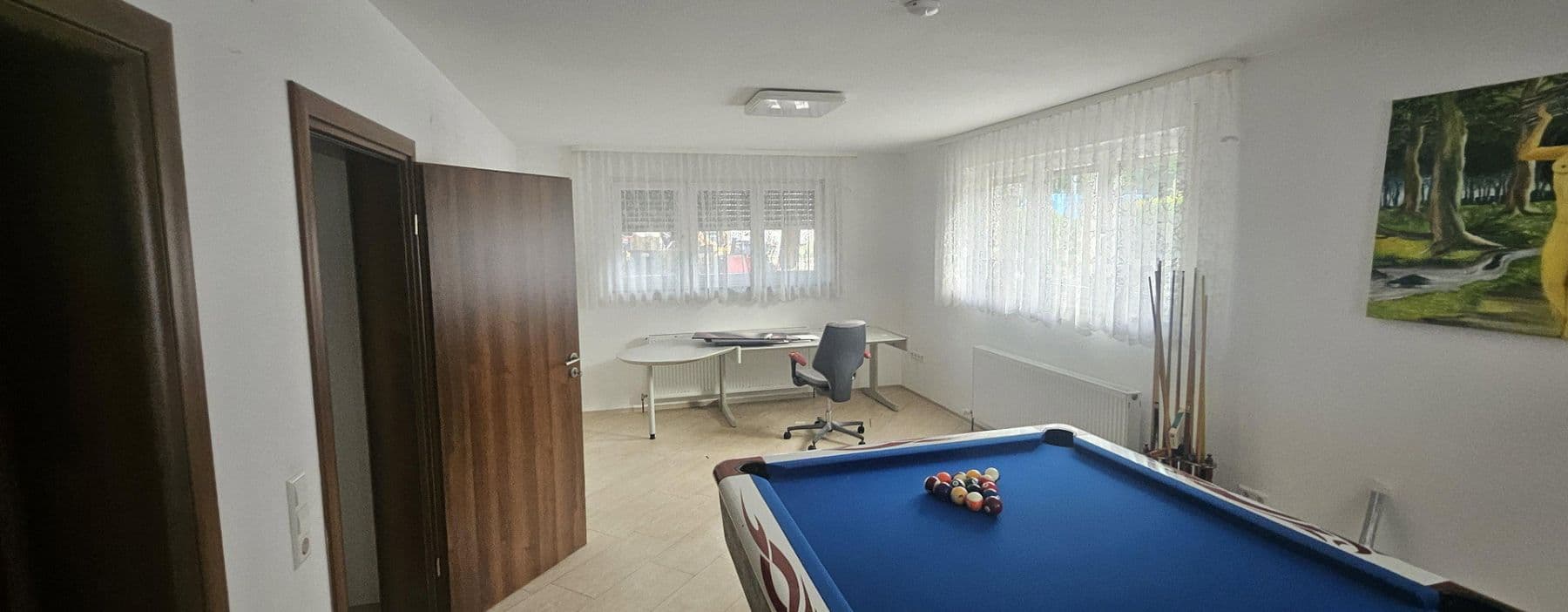 Prodej domu 209 m², pozemek 334 m², Lichtensteinstr., 64, Reutlingen, Bádensko-Württembersko Prodej domu 209 m², pozemek 334 m², Lichtensteinstr., 64, Reutlingen, Bádensko-Württembersko