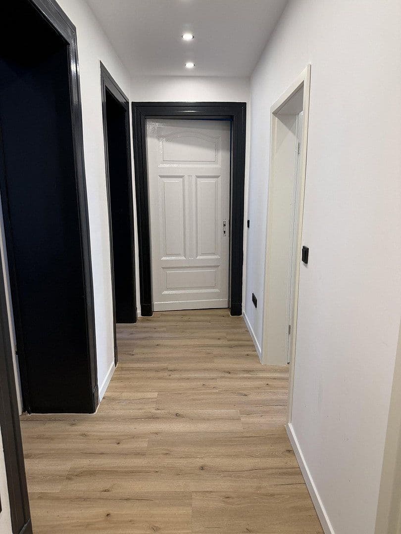 Pronájem bytu 1+1 30 m², Duisburg, Severní Porýní-Vestfálsko Pronájem bytu 1+1 30 m², Duisburg, Severní Porýní-Vestfálsko