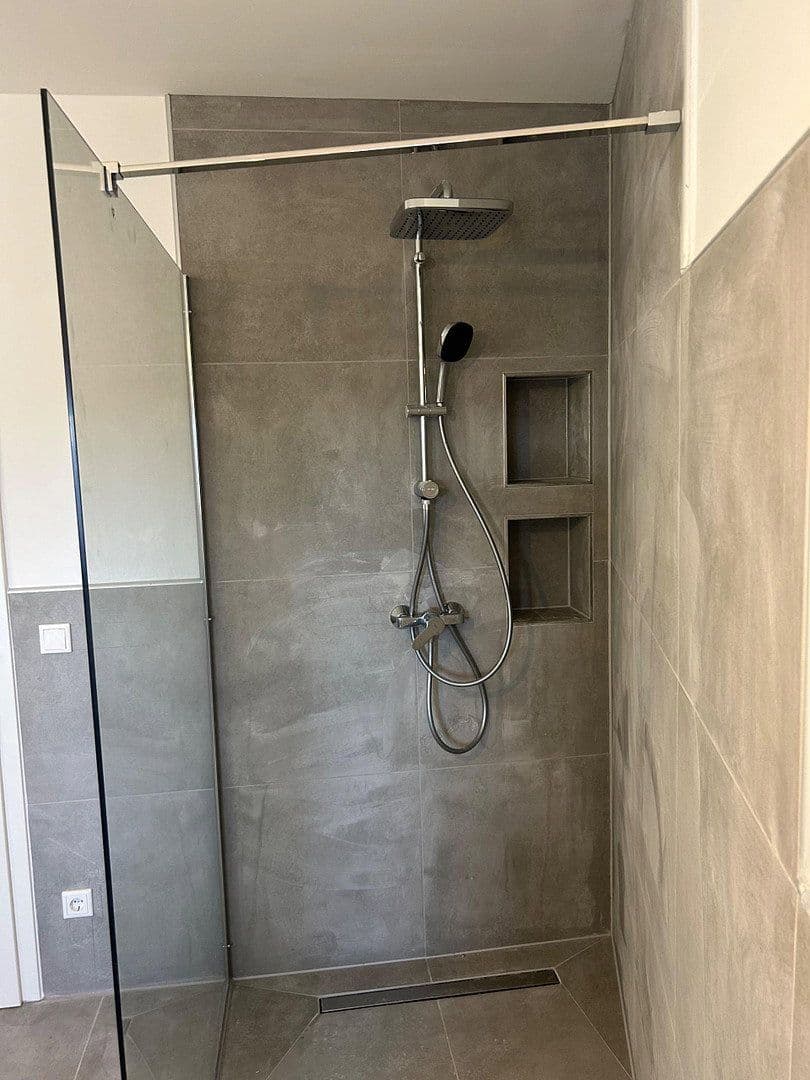 Pronájem bytu 3+1 75 m², Stromerstr. 1/1A, Nürnberg, Bavorsko Pronájem bytu 3+1 75 m², Stromerstr. 1/1A, Nürnberg, Bavorsko