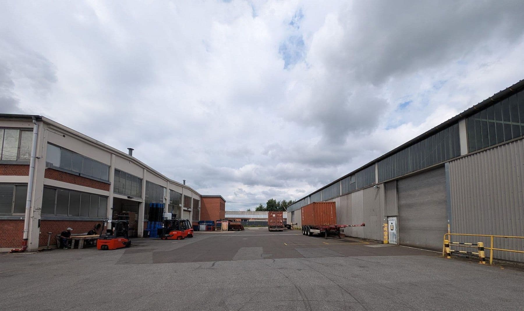 Prodej nebytového prostoru 6.749 m², Norderstedt, Šlesvicko-Holštýnsko Prodej nebytového prostoru 6.749 m², Norderstedt, Šlesvicko-Holštýnsko