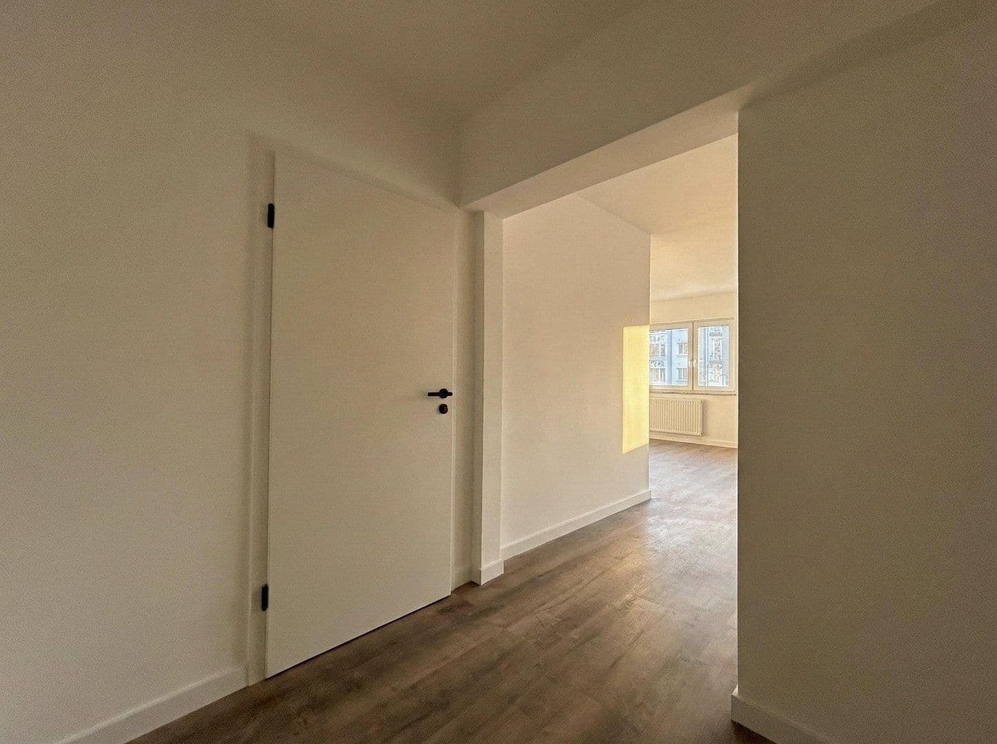 Prodej bytu 3+1 70 m², Köln, Severní Porýní-Vestfálsko Prodej bytu 3+1 70 m², Köln, Severní Porýní-Vestfálsko