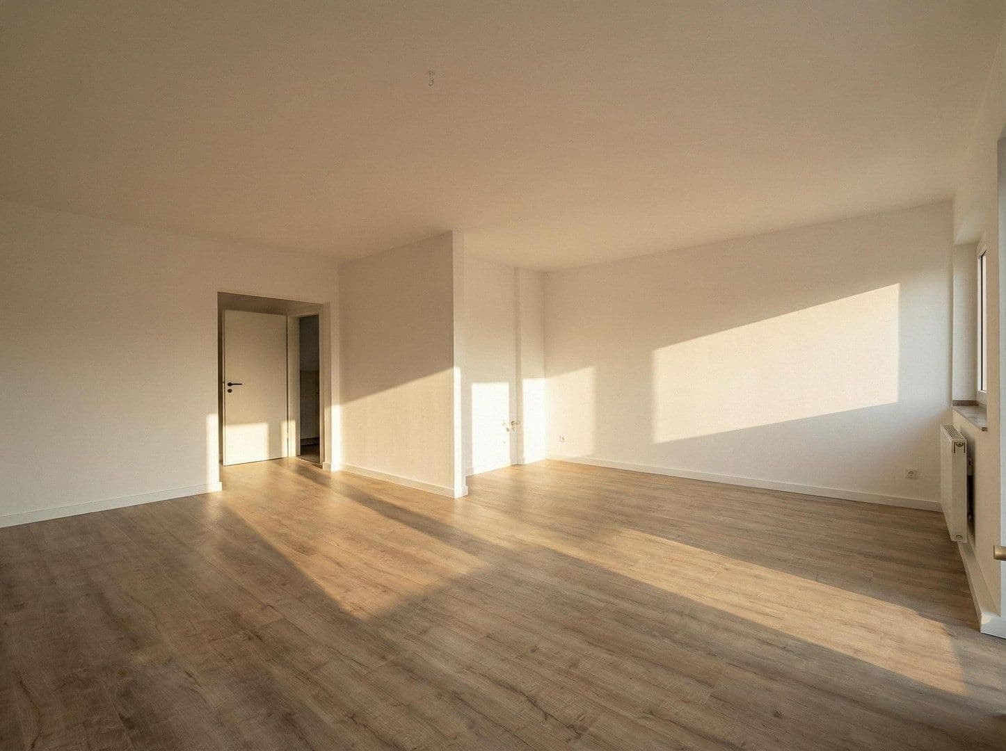 Prodej bytu 3+1 70 m², Köln, Severní Porýní-Vestfálsko Prodej bytu 3+1 70 m², Köln, Severní Porýní-Vestfálsko
