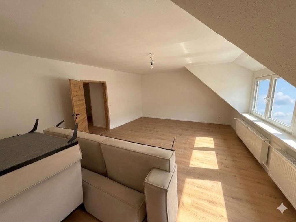 Pronájem bytu 3+kk 130 m², Schlossberg 1, Sankt Goar, Porýní-Falc Pronájem bytu 3+kk 130 m², Schlossberg 1, Sankt Goar, Porýní-Falc