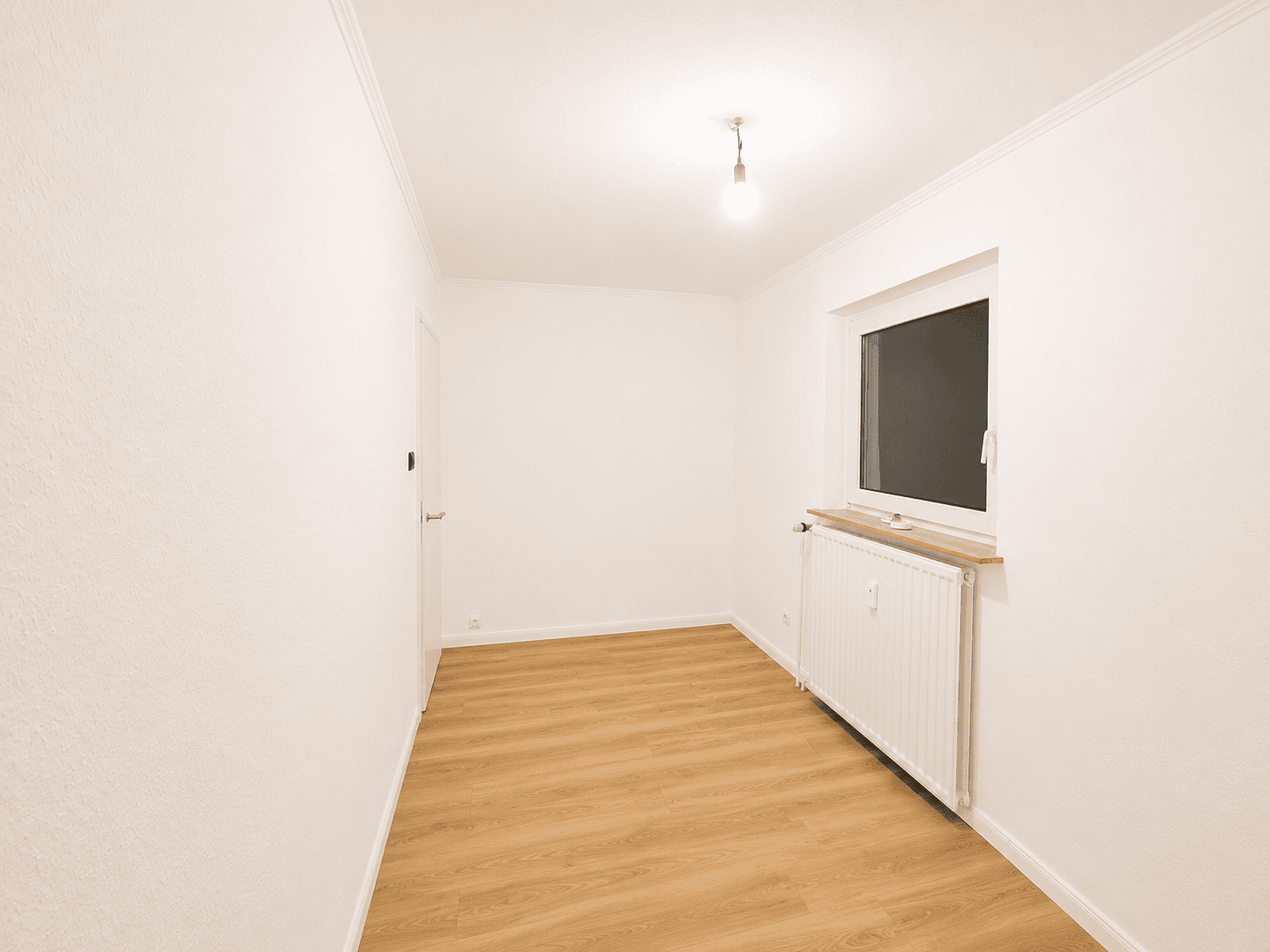 Pronájem bytu 3+1 63 m², Neuer Damm 40, Bremen, Bremen Pronájem bytu 3+1 63 m², Neuer Damm 40, Bremen, Bremen