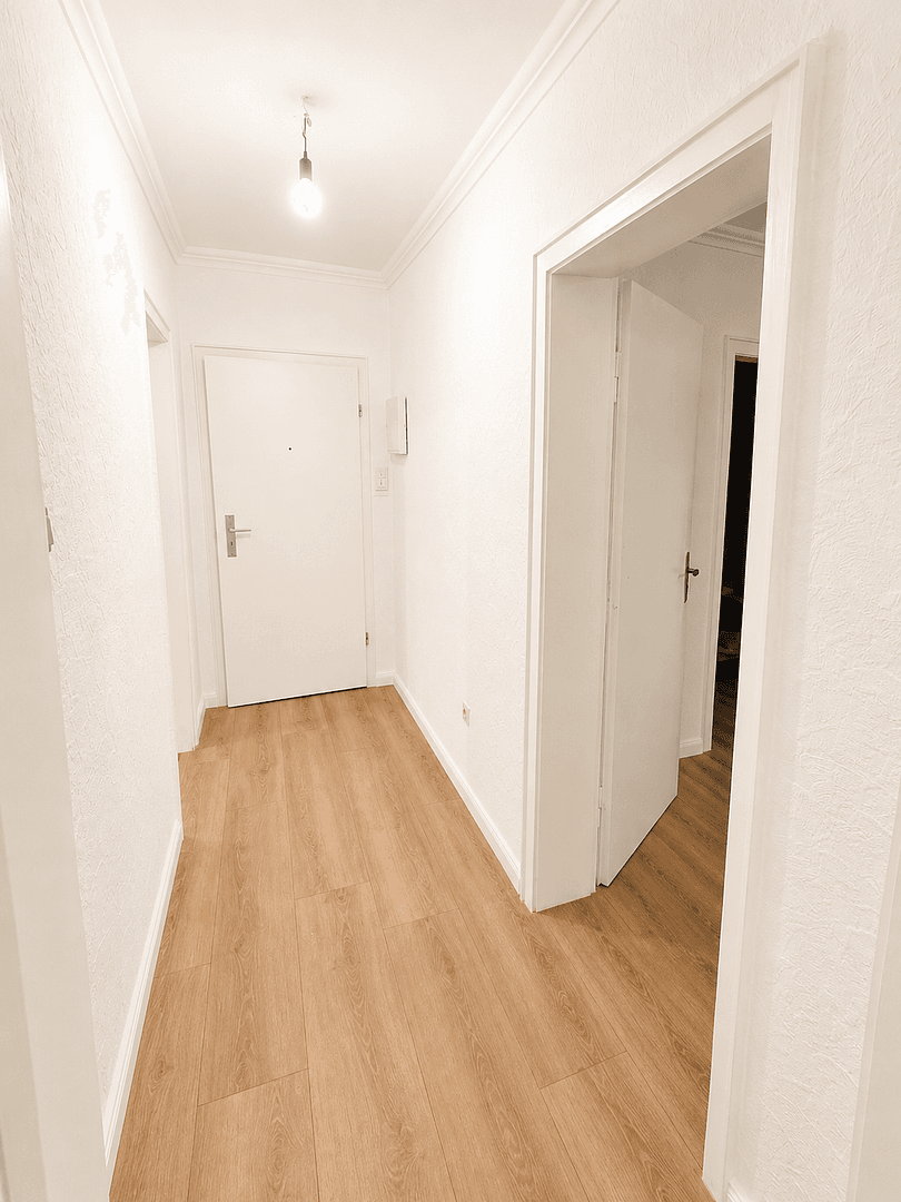 Pronájem bytu 3+1 63 m², Neuer Damm 40, Bremen, Bremen Pronájem bytu 3+1 63 m², Neuer Damm 40, Bremen, Bremen