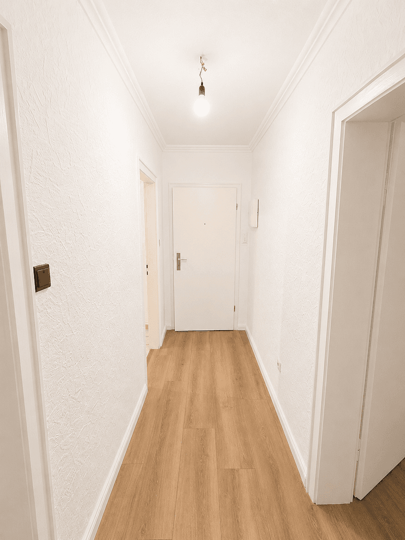 Pronájem bytu 3+1 63 m², Neuer Damm 40, Bremen, Bremen Pronájem bytu 3+1 63 m², Neuer Damm 40, Bremen, Bremen