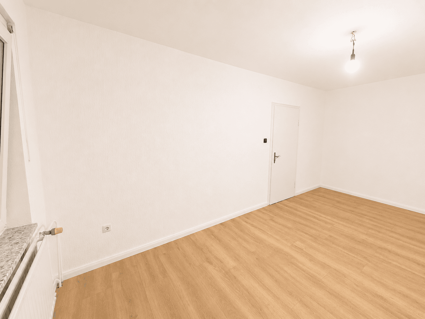 Pronájem bytu 3+1 63 m², Neuer Damm 40, Bremen, Bremen Pronájem bytu 3+1 63 m², Neuer Damm 40, Bremen, Bremen