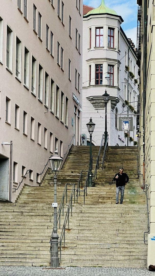 Pronájem bytu 2+1 50 m², Jakoberstr. 42, Augsburg, Bavorsko Pronájem bytu 2+1 50 m², Jakoberstr. 42, Augsburg, Bavorsko
