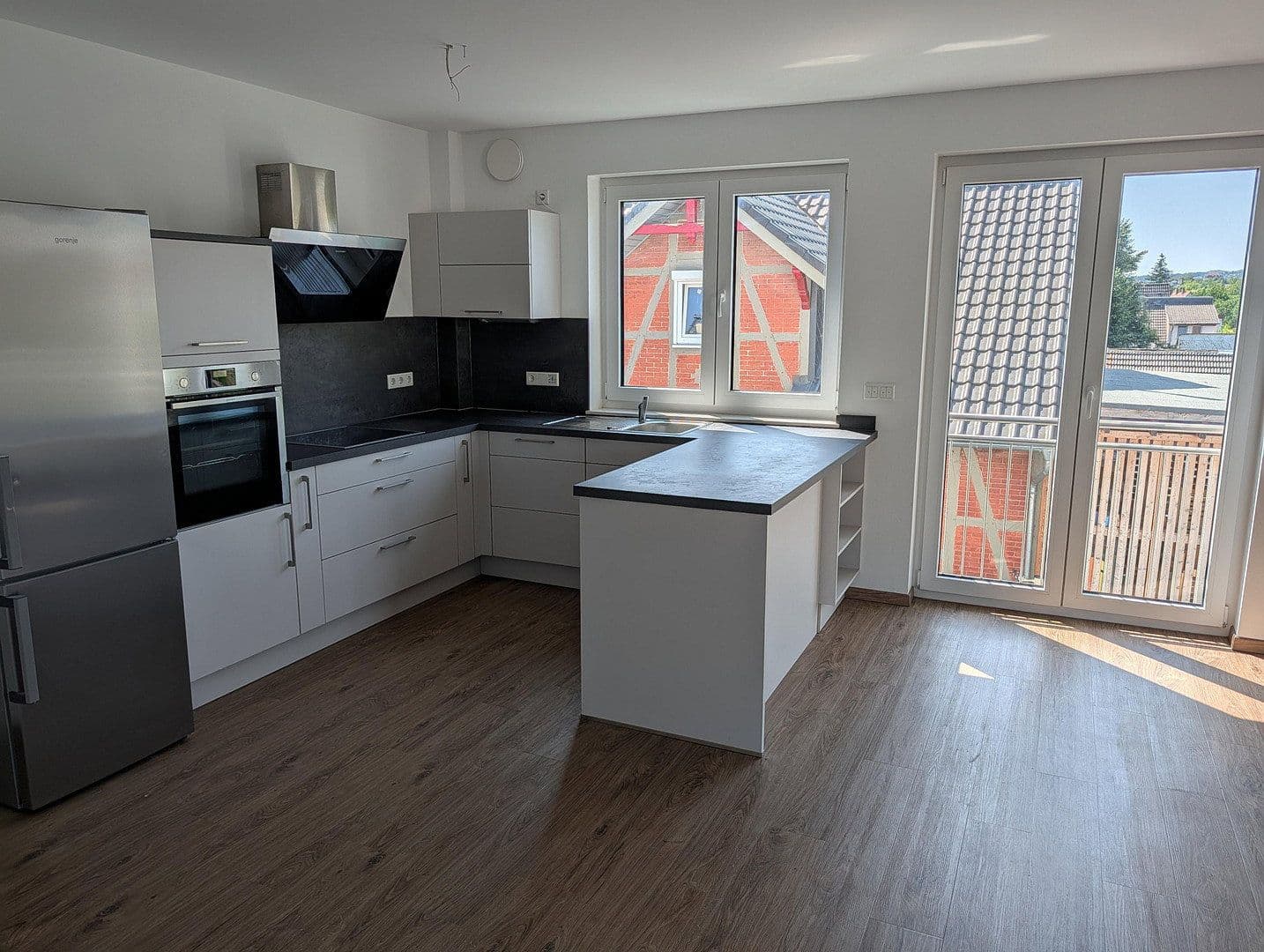 Pronájem bytu 3+1 102 m², Harleshäuser Straße 133, Kassel, Hessen Pronájem bytu 3+1 102 m², Harleshäuser Straße 133, Kassel, Hessen