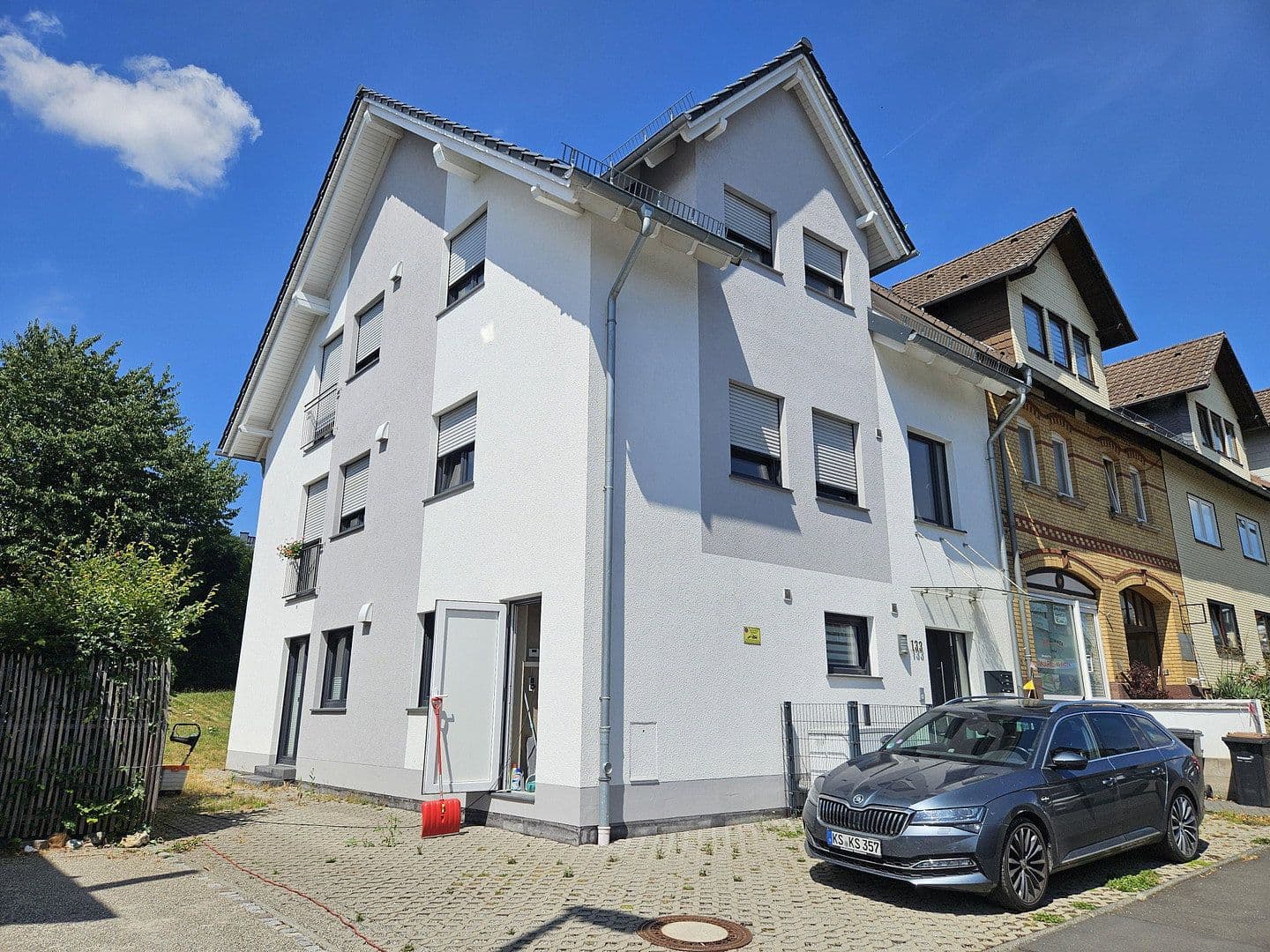 Pronájem bytu 3+1 102 m², Harleshäuser Straße 133, Kassel, Hessen Pronájem bytu 3+1 102 m², Harleshäuser Straße 133, Kassel, Hessen