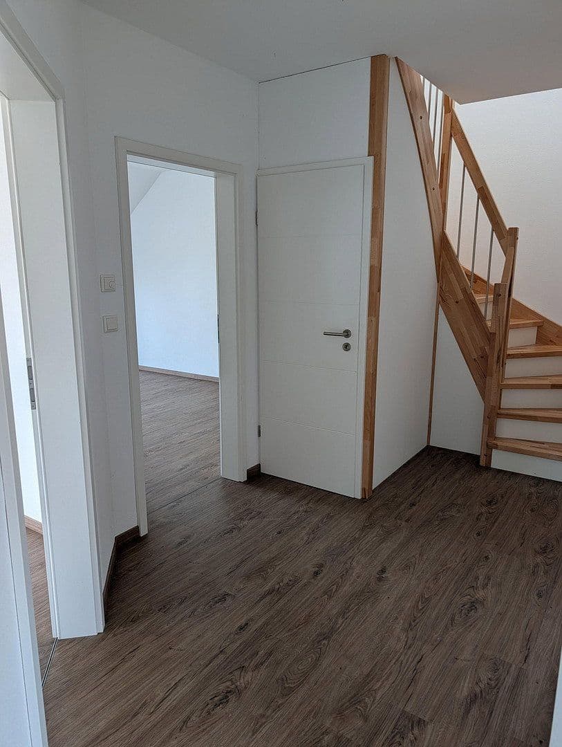 Pronájem bytu 3+1 102 m², Harleshäuser Straße 133, Kassel, Hessen Pronájem bytu 3+1 102 m², Harleshäuser Straße 133, Kassel, Hessen