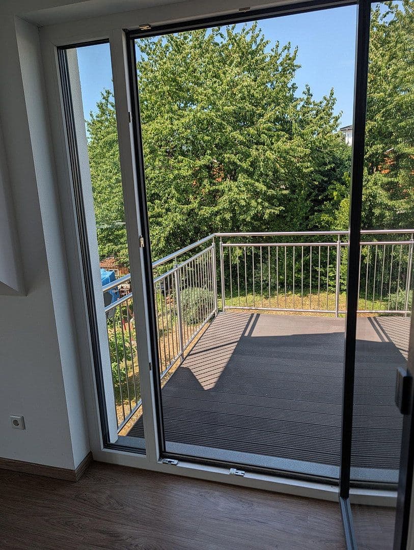 Pronájem bytu 3+1 102 m², Harleshäuser Straße 133, Kassel, Hessen Pronájem bytu 3+1 102 m², Harleshäuser Straße 133, Kassel, Hessen