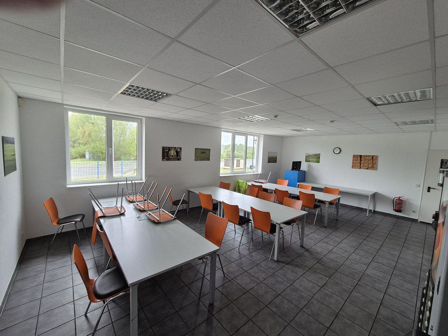 Pronájem nebytového prostoru 24.948 m², Lauchaer Höhe 29, Hörsel, Durynsko Pronájem nebytového prostoru 24.948 m², Lauchaer Höhe 29, Hörsel, Durynsko