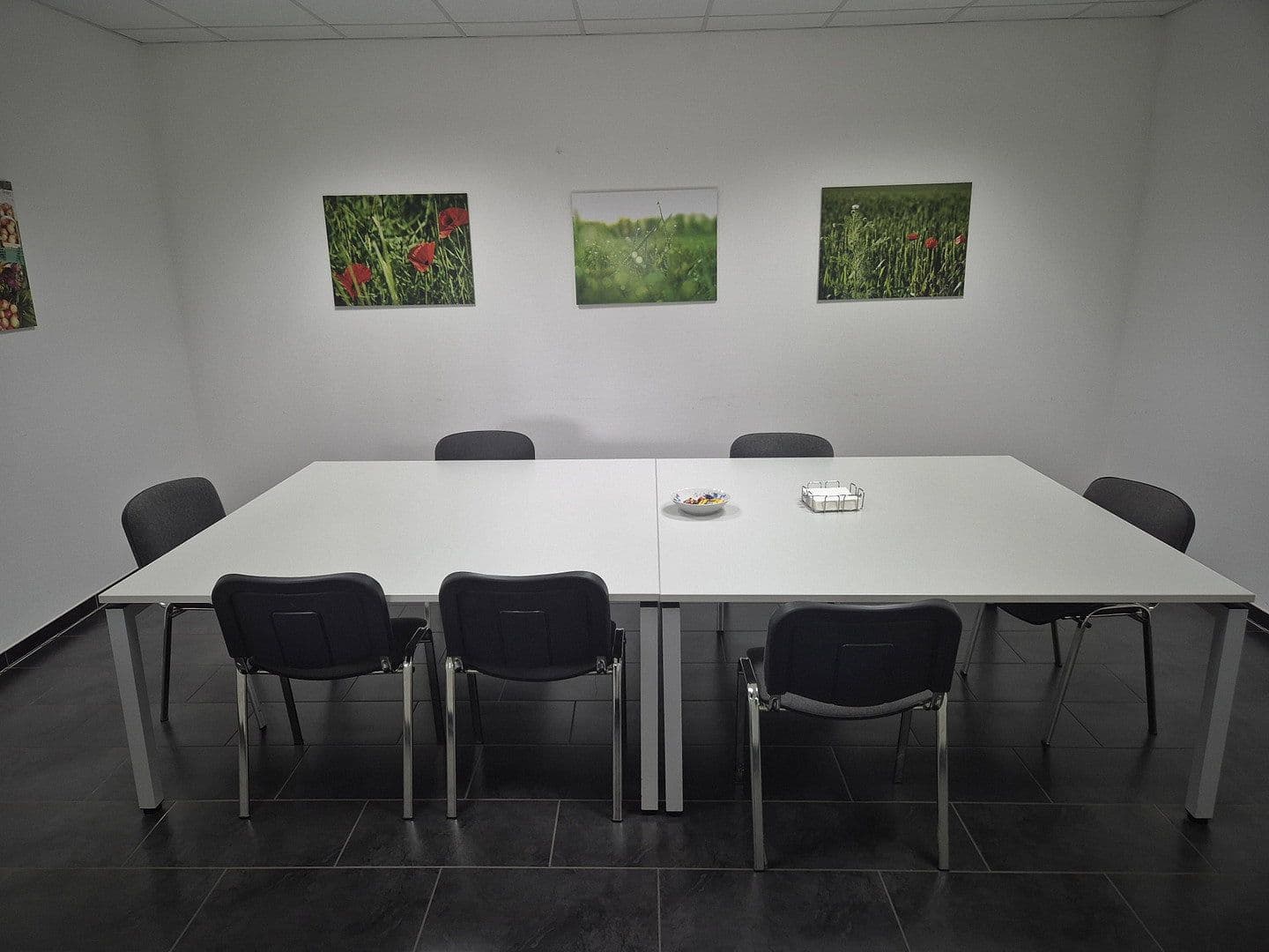 Pronájem nebytového prostoru 24.948 m², Lauchaer Höhe 29, Hörsel, Durynsko Pronájem nebytového prostoru 24.948 m², Lauchaer Höhe 29, Hörsel, Durynsko