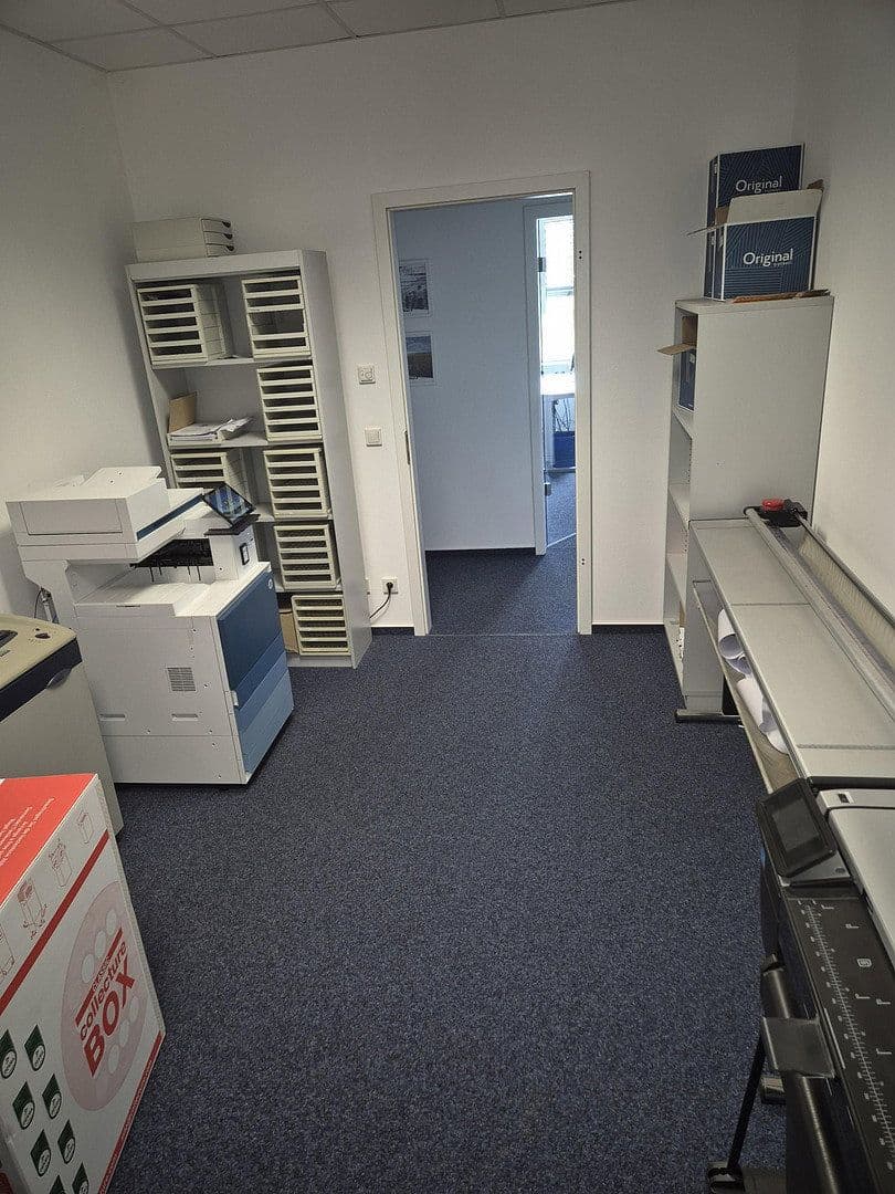Pronájem nebytového prostoru 24.948 m², Lauchaer Höhe 29, Hörsel, Durynsko Pronájem nebytového prostoru 24.948 m², Lauchaer Höhe 29, Hörsel, Durynsko
