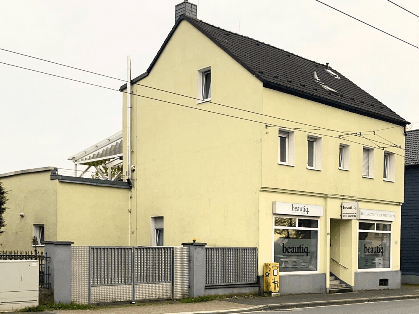 Prodej domu 290 m², pozemek 550 m², Solingen, Severní Porýní-Vestfálsko Prodej domu 290 m², pozemek 550 m², Solingen, Severní Porýní-Vestfálsko