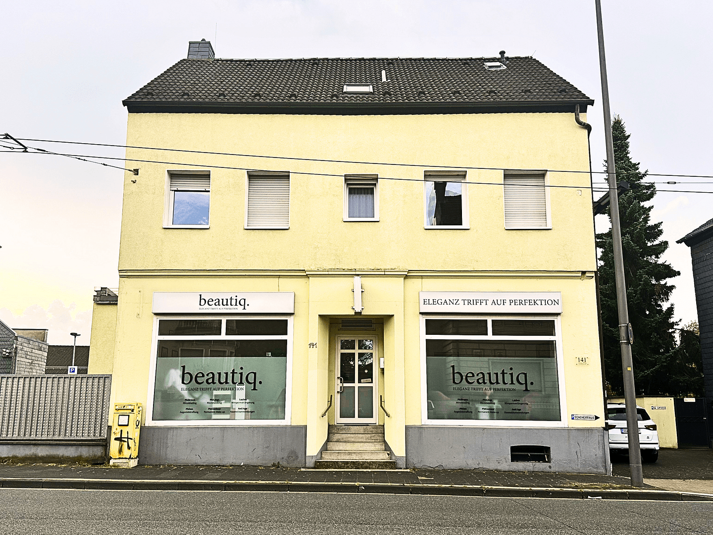Prodej domu 290 m², pozemek 550 m², Solingen, Severní Porýní-Vestfálsko Prodej domu 290 m², pozemek 550 m², Solingen, Severní Porýní-Vestfálsko