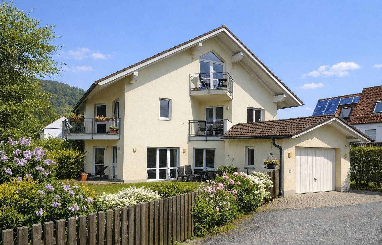 Prodej domu 180 m², pozemek 388 m², Watzmannstrasse 7, Starnberg, Bavorsko Prodej domu 180 m², pozemek 388 m², Watzmannstrasse 7, Starnberg, Bavorsko