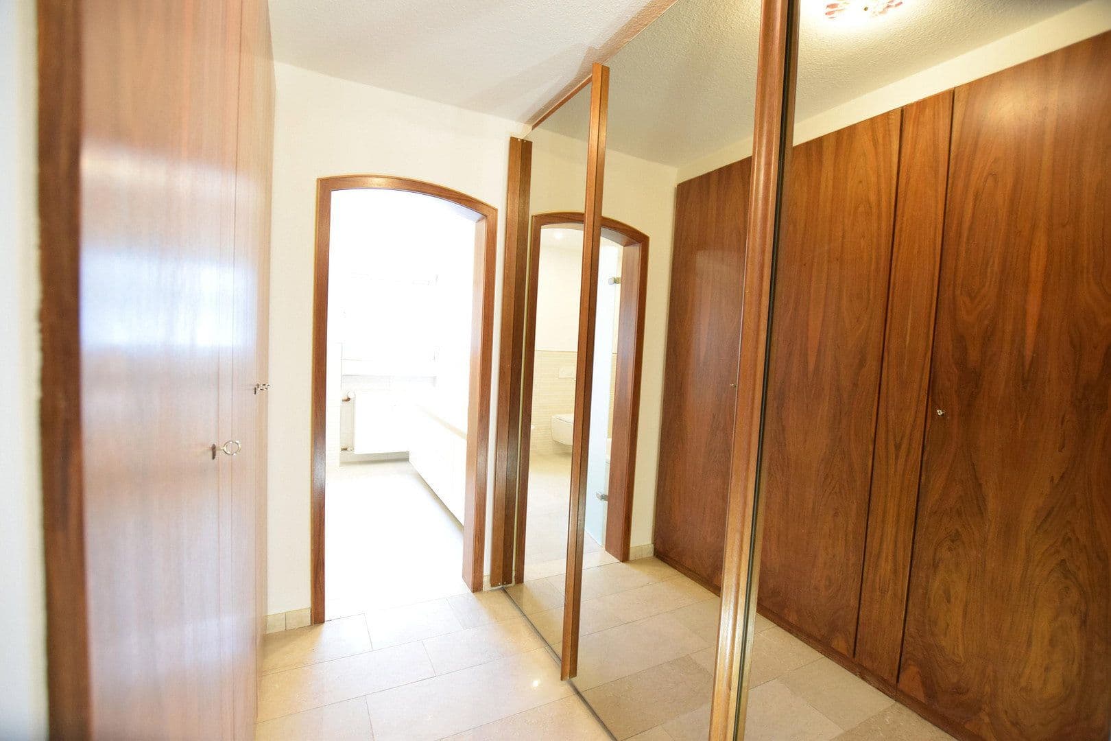 Prodej bytu 3+1 135 m², Bergisch Gladbach, Severní Porýní-Vestfálsko Prodej bytu 3+1 135 m², Bergisch Gladbach, Severní Porýní-Vestfálsko