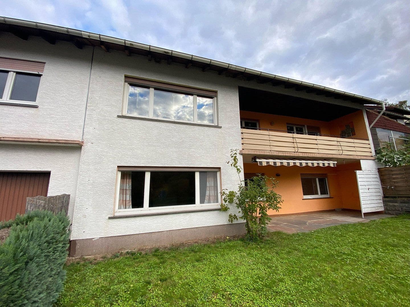 Prodej domu 261 m², pozemek 720 m², Am Dunkelberg 2, Heppenheim, Hessen Prodej domu 261 m², pozemek 720 m², Am Dunkelberg 2, Heppenheim, Hessen