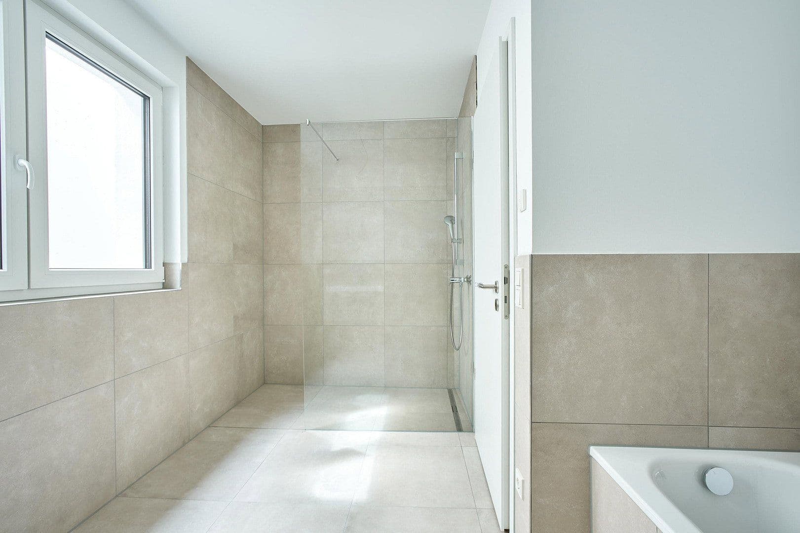 Pronájem bytu 4+1 132 m², Jügesheimer Weg 31, Seligenstadt, Hessen Pronájem bytu 4+1 132 m², Jügesheimer Weg 31, Seligenstadt, Hessen