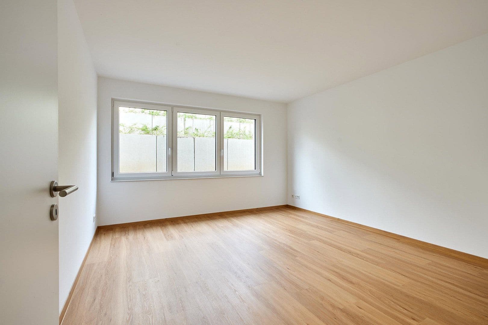 Pronájem bytu 4+1 132 m², Jügesheimer Weg 31, Seligenstadt, Hessen Pronájem bytu 4+1 132 m², Jügesheimer Weg 31, Seligenstadt, Hessen