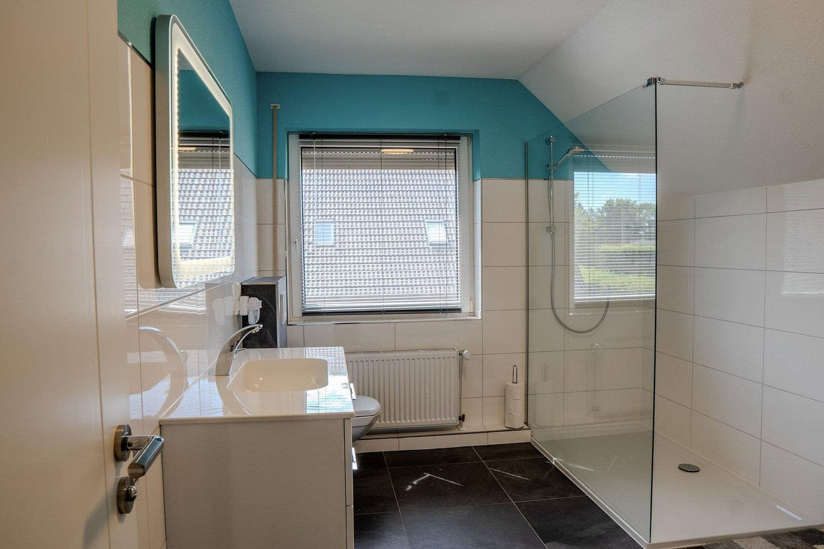 Prodej domu 148 m², pozemek 514 m², Barßel, Dolní Sasko Prodej domu 148 m², pozemek 514 m², Barßel, Dolní Sasko