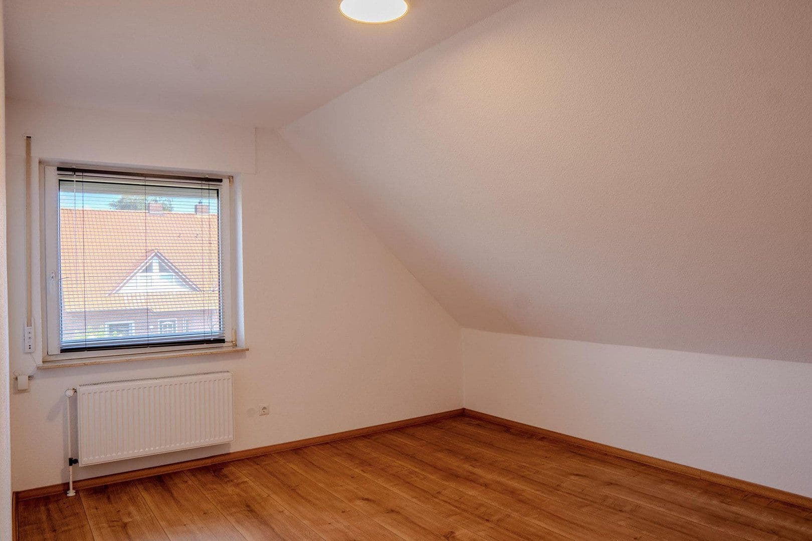 Prodej domu 148 m², pozemek 514 m², Barßel, Dolní Sasko Prodej domu 148 m², pozemek 514 m², Barßel, Dolní Sasko