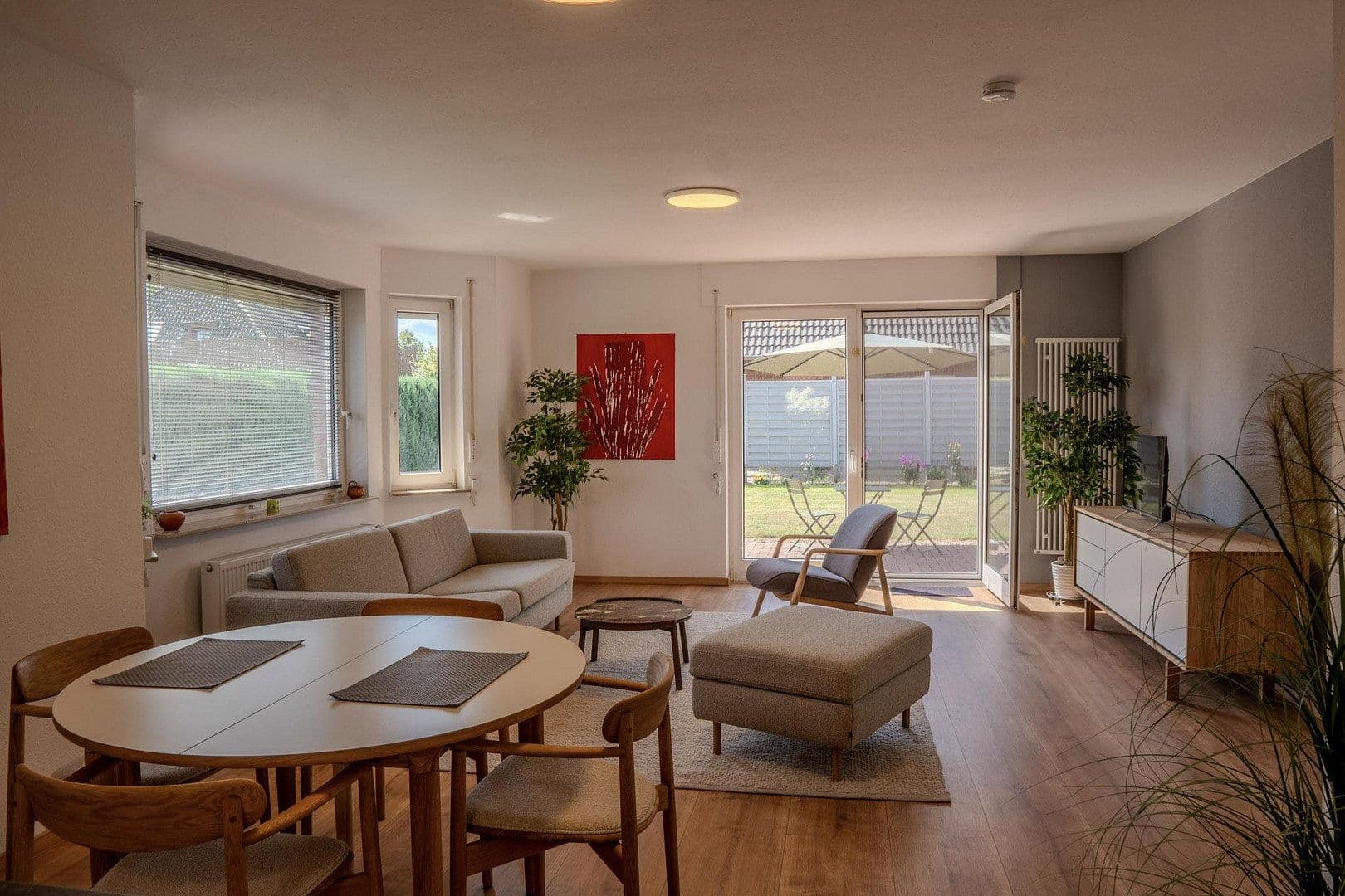 Prodej domu 148 m², pozemek 514 m², Barßel, Dolní Sasko Prodej domu 148 m², pozemek 514 m², Barßel, Dolní Sasko