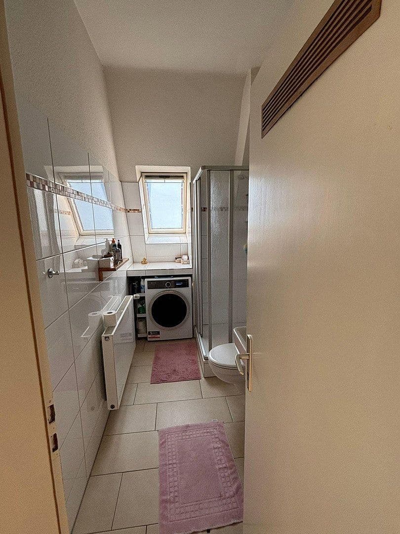 Pronájem bytu 3+1 90 m², Hamburg, Hamburg Pronájem bytu 3+1 90 m², Hamburg, Hamburg