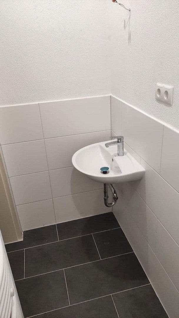 Pronájem bytu 1+1 38 m², Neustadter Str. 73, Mutterstadt, Porýní-Falc Pronájem bytu 1+1 38 m², Neustadter Str. 73, Mutterstadt, Porýní-Falc