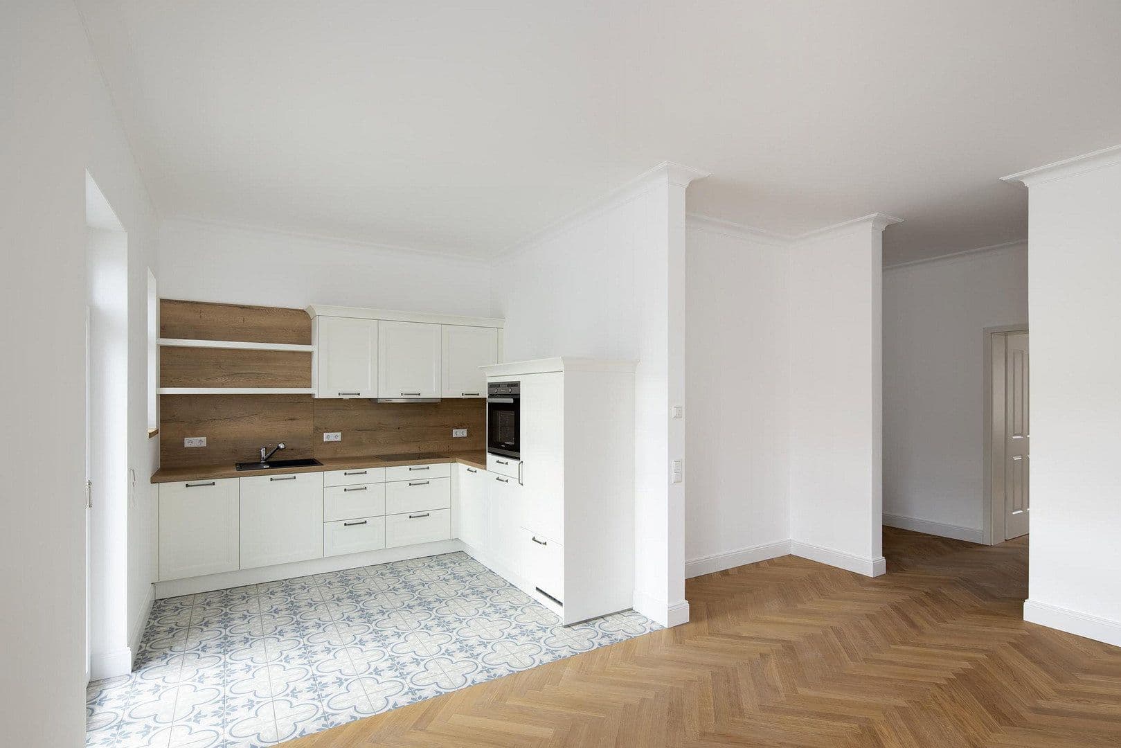 Pronájem bytu 2+1 60 m², Elisenstraße 31, Aschaffenburg, Bavorsko Pronájem bytu 2+1 60 m², Elisenstraße 31, Aschaffenburg, Bavorsko