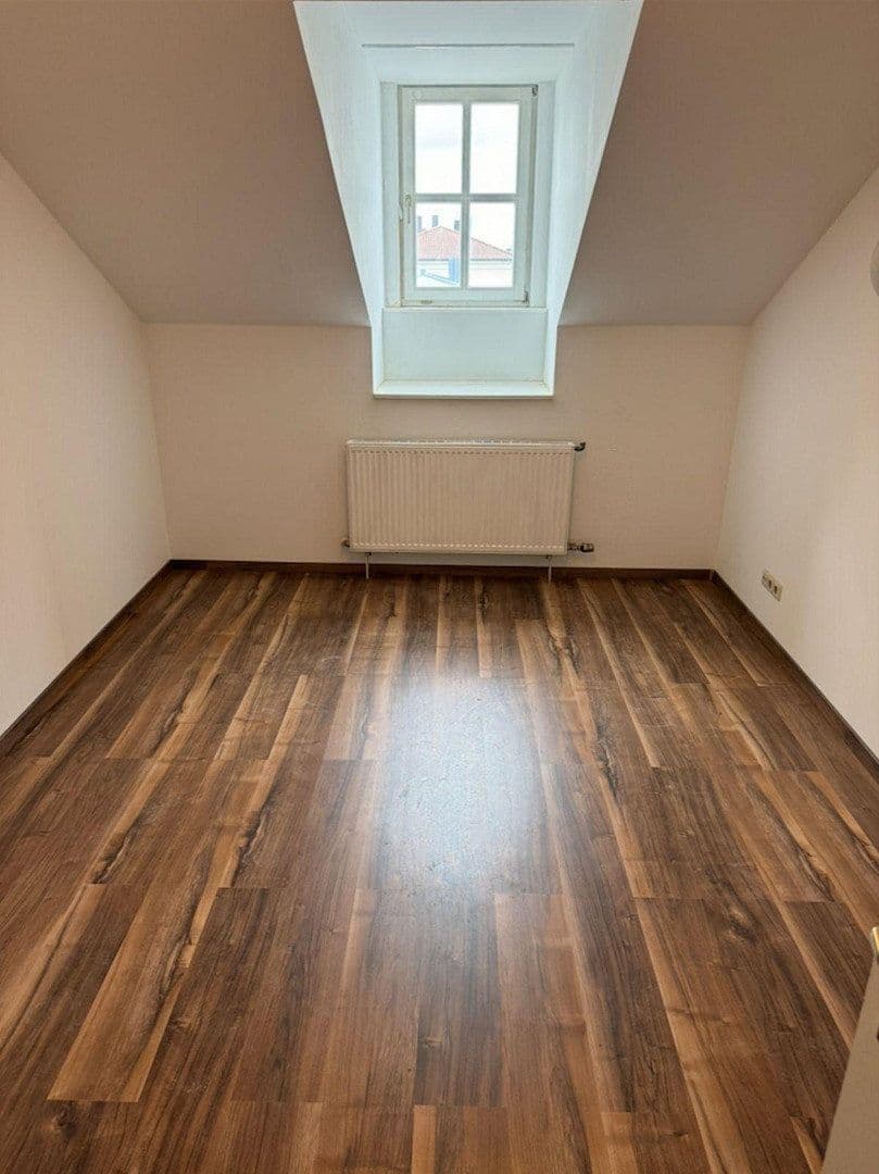 Prodej domu 392 m², pozemek 808 m², Ingolstadt, Bavorsko Prodej domu 392 m², pozemek 808 m², Ingolstadt, Bavorsko
