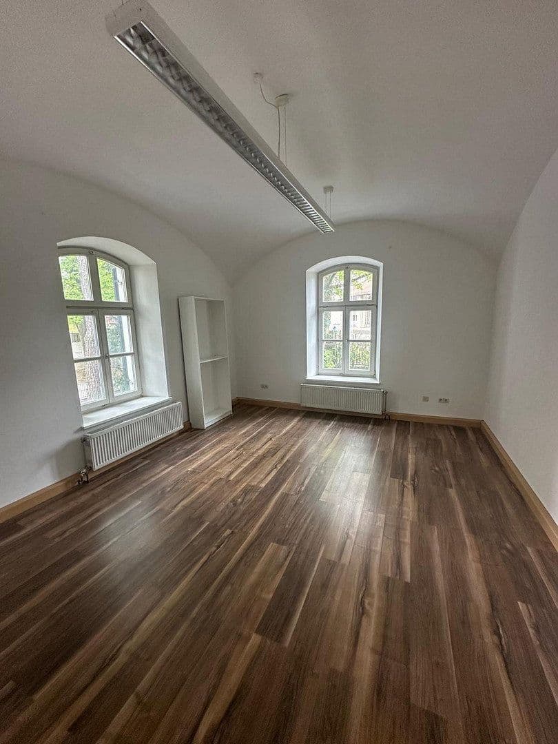 Prodej domu 392 m², pozemek 808 m², Ingolstadt, Bavorsko Prodej domu 392 m², pozemek 808 m², Ingolstadt, Bavorsko