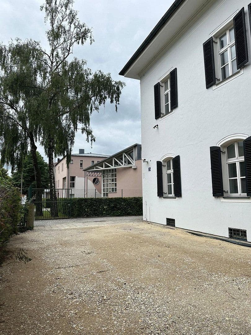Prodej domu 392 m², pozemek 808 m², Ingolstadt, Bavorsko Prodej domu 392 m², pozemek 808 m², Ingolstadt, Bavorsko