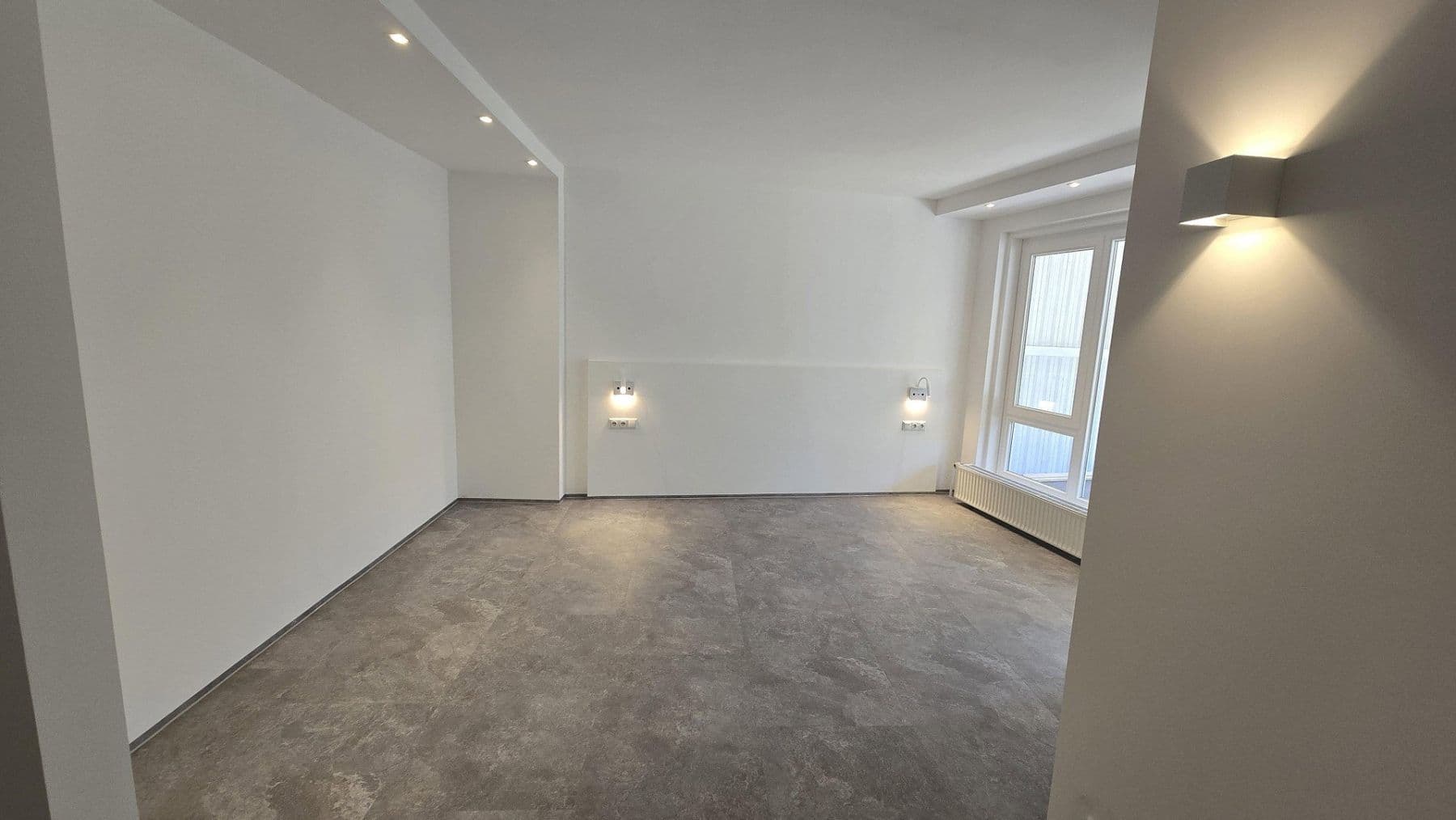 Prodej bytu 4+1 167 m², Dr. Berndl Str. 12, Memmingen, Bavorsko Prodej bytu 4+1 167 m², Dr. Berndl Str. 12, Memmingen, Bavorsko