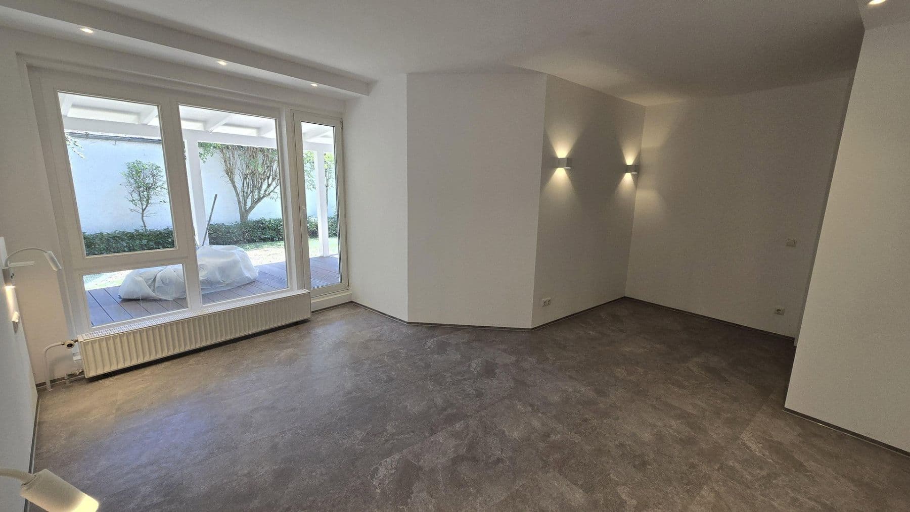 Prodej bytu 4+1 167 m², Dr. Berndl Str. 12, Memmingen, Bavorsko Prodej bytu 4+1 167 m², Dr. Berndl Str. 12, Memmingen, Bavorsko