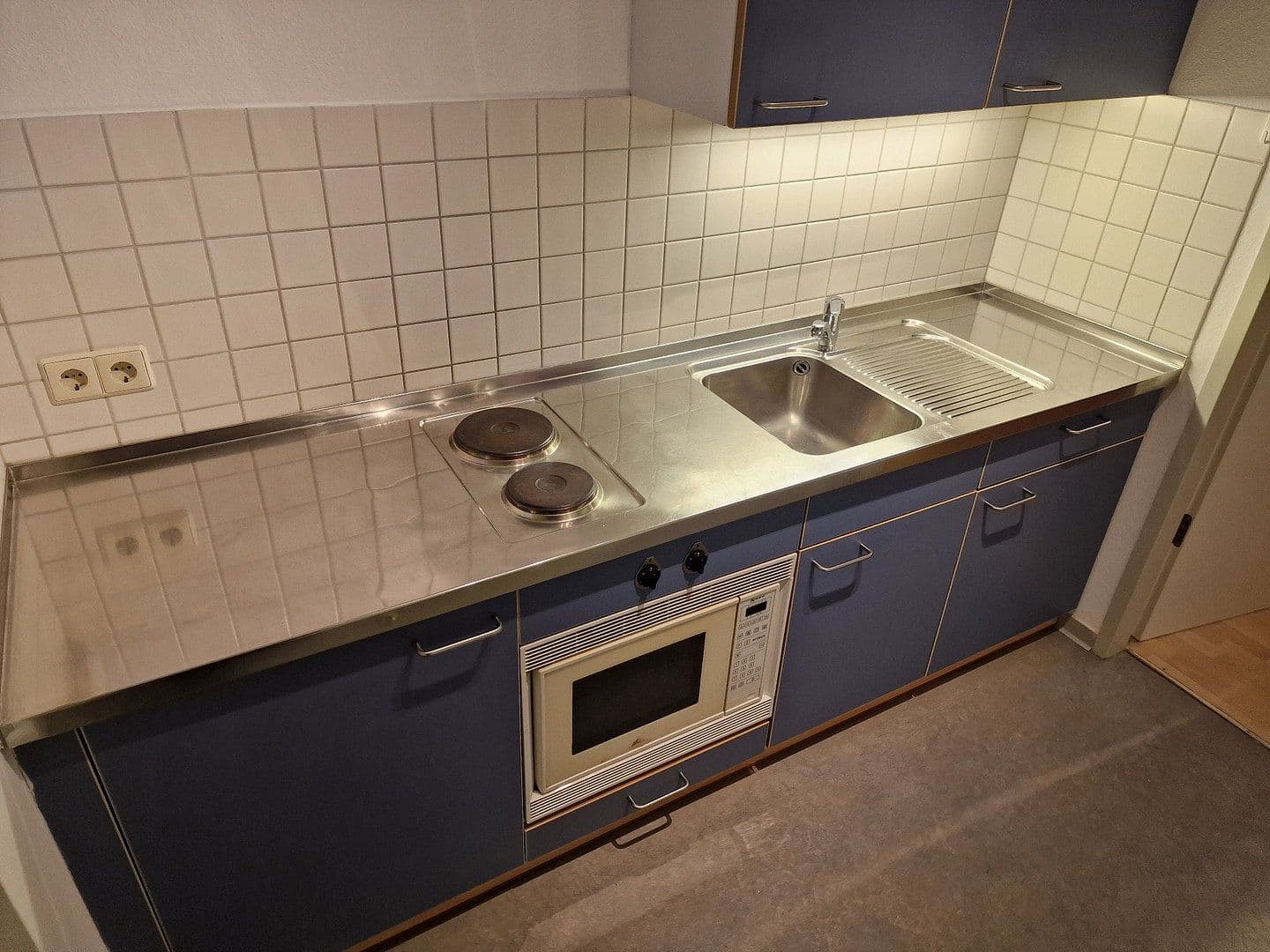 Pronájem bytu 1+1 25 m², Im Neuenheimer Feld 370, Heidelberg, Bádensko-Württembersko Pronájem bytu 1+1 25 m², Im Neuenheimer Feld 370, Heidelberg, Bádensko-Württembersko