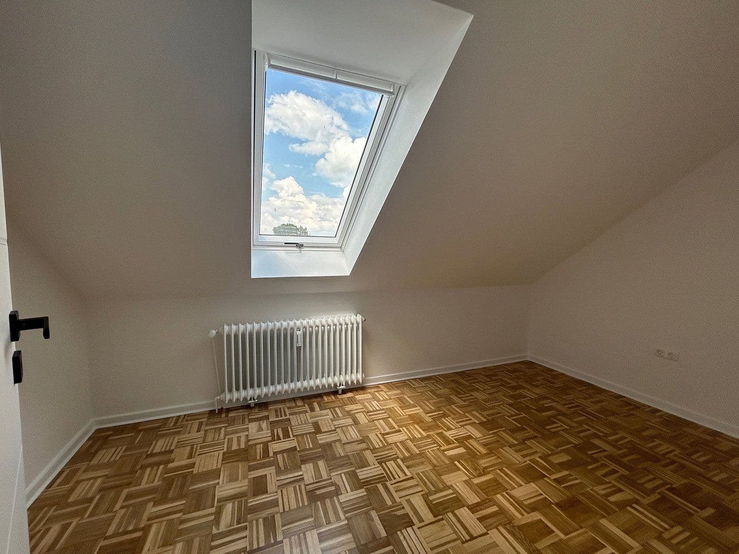 Pronájem bytu 3+1 56 m², Pattensen, Dolní Sasko Pronájem bytu 3+1 56 m², Pattensen, Dolní Sasko