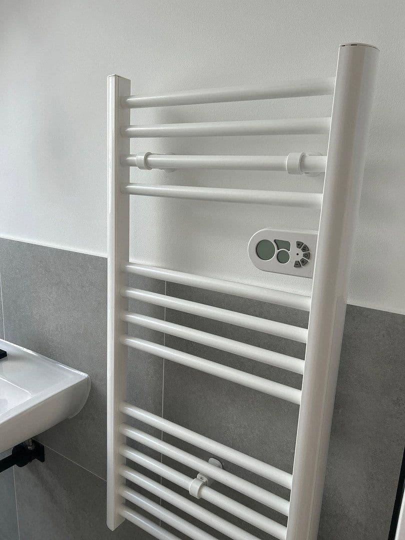 Pronájem bytu 3+1 56 m², Pattensen, Dolní Sasko Pronájem bytu 3+1 56 m², Pattensen, Dolní Sasko