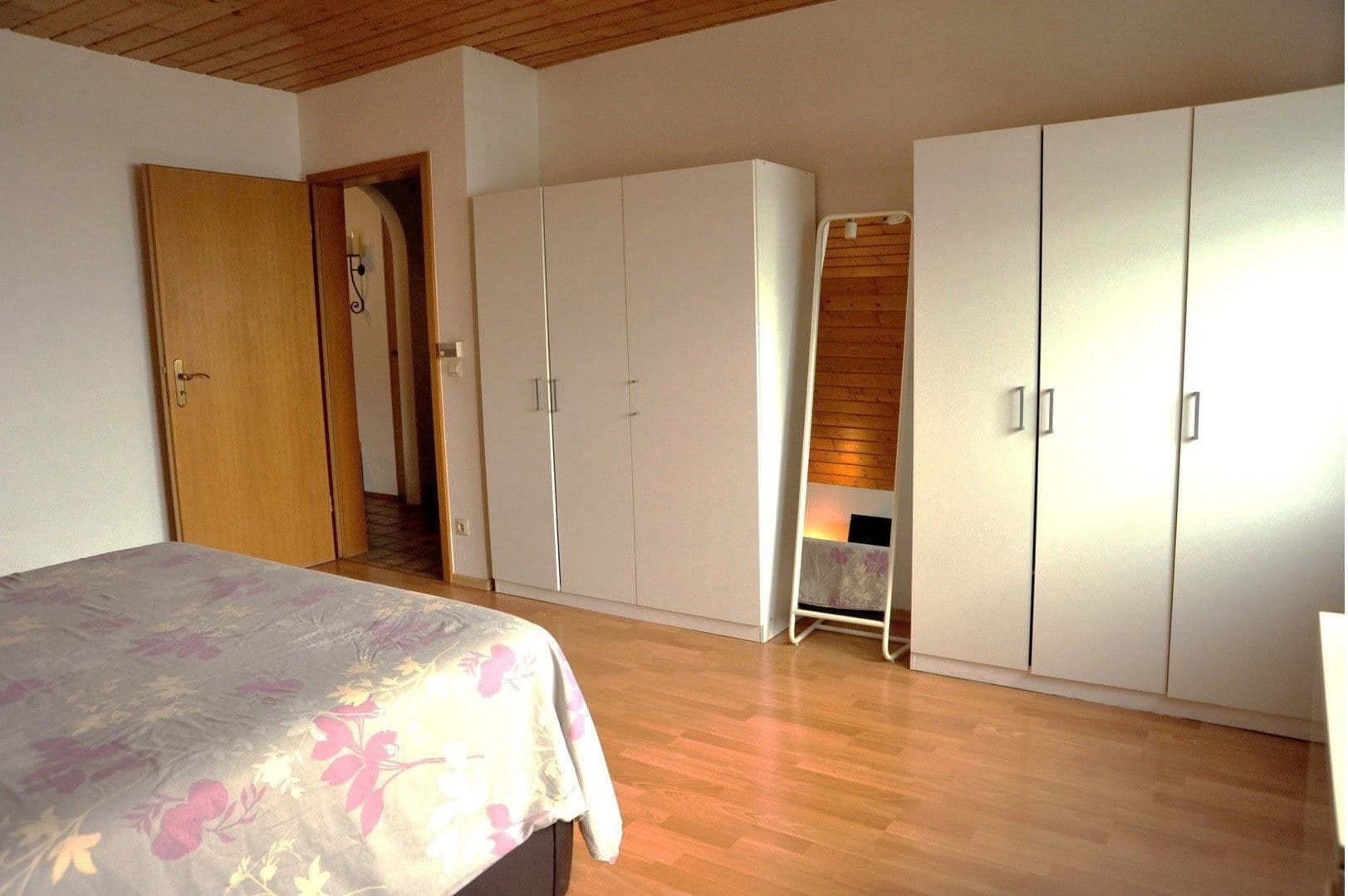 Pronájem bytu 3+1 102 m², Leimen, Bádensko-Württembersko Pronájem bytu 3+1 102 m², Leimen, Bádensko-Württembersko