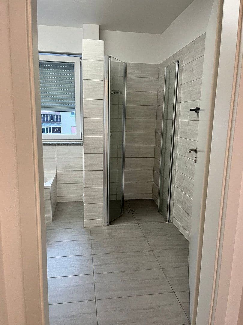 Pronájem domu 140 m², pozemek 140 m², Sütterlinstraße 2a, Schwandorf, Bavorsko Pronájem domu 140 m², pozemek 140 m², Sütterlinstraße 2a, Schwandorf, Bavorsko