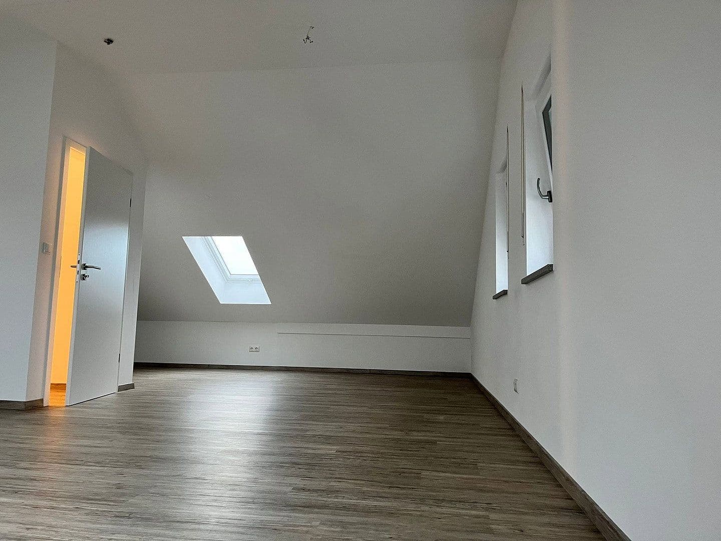 Pronájem domu 140 m², pozemek 140 m², Sütterlinstraße 2a, Schwandorf, Bavorsko Pronájem domu 140 m², pozemek 140 m², Sütterlinstraße 2a, Schwandorf, Bavorsko