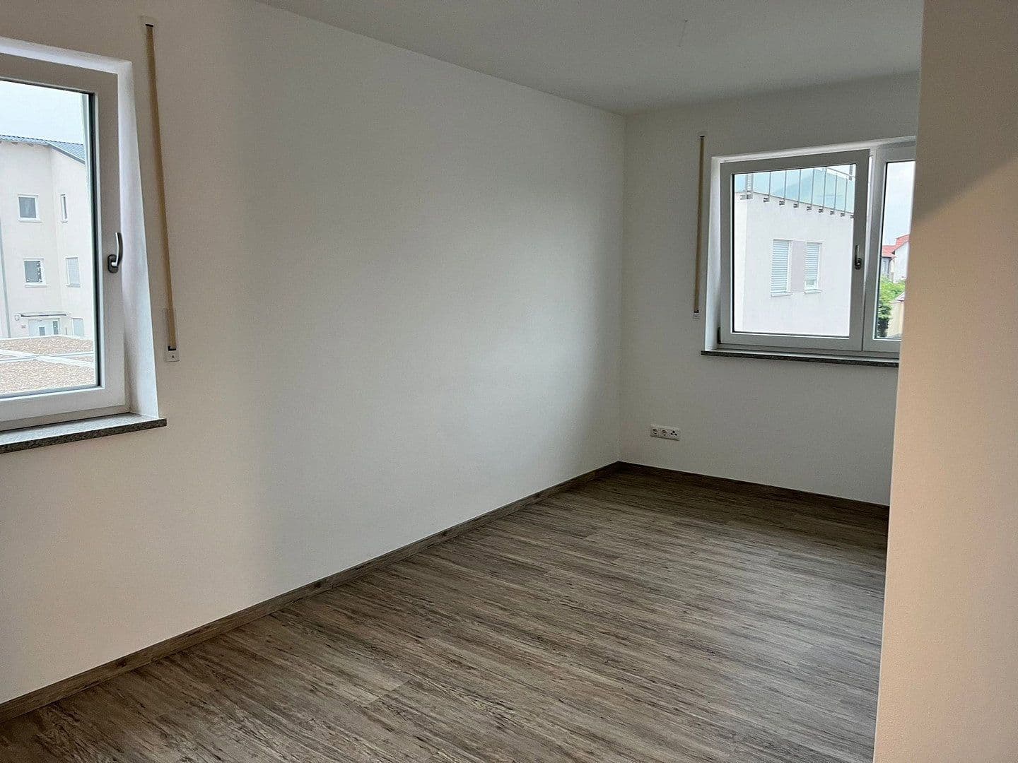Pronájem domu 140 m², pozemek 140 m², Sütterlinstraße 2a, Schwandorf, Bavorsko Pronájem domu 140 m², pozemek 140 m², Sütterlinstraße 2a, Schwandorf, Bavorsko