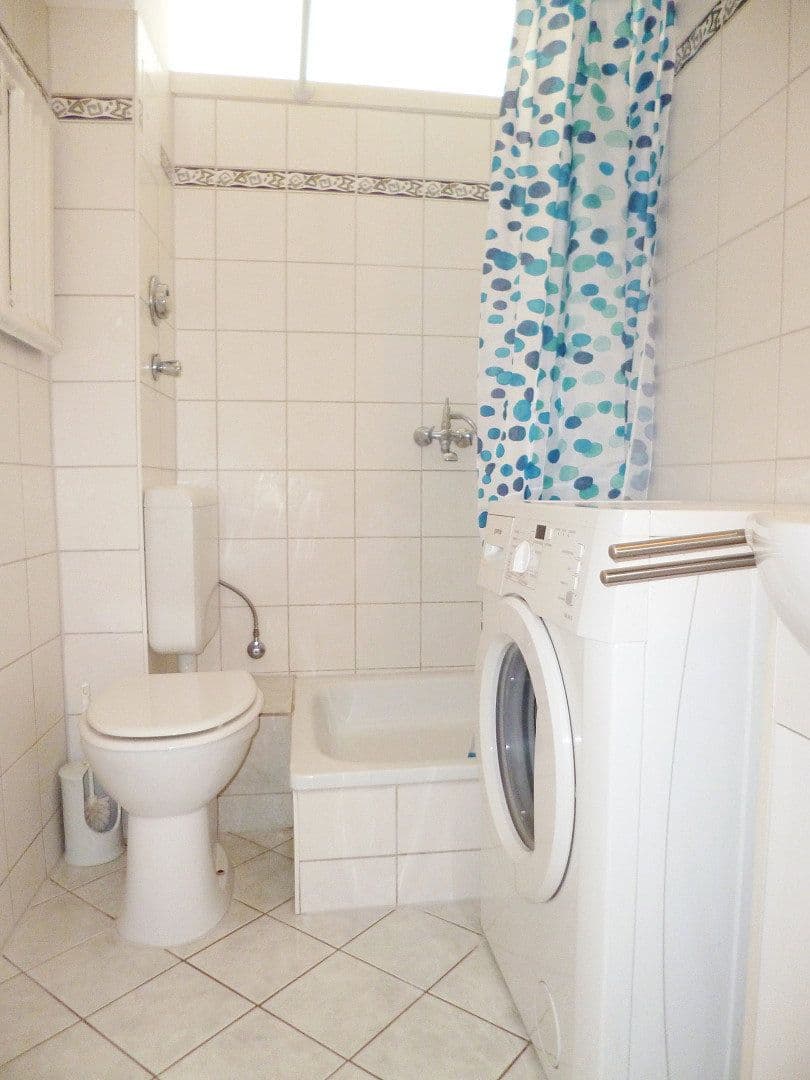 Pronájem bytu 1+1 32 m², Berlin, Berlín Pronájem bytu 1+1 32 m², Berlin, Berlín
