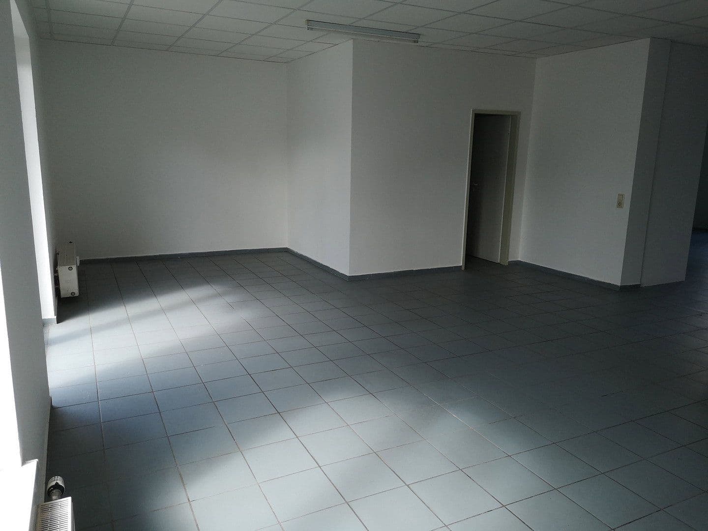 Pronájem kanceláře 40 m², Hauptstraße 12a-c, Meuselwitz, Durynsko Pronájem kanceláře 40 m², Hauptstraße 12a-c, Meuselwitz, Durynsko