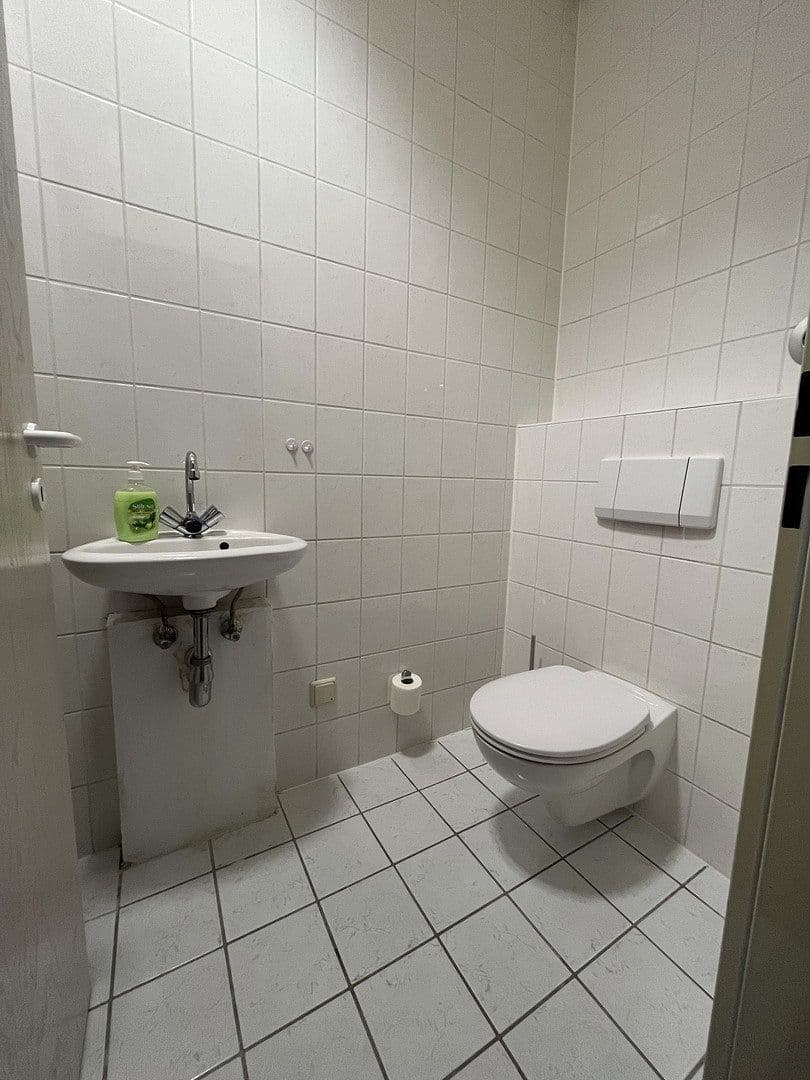 Pronájem kanceláře 40 m², Hauptstraße 12a-c, Meuselwitz, Durynsko Pronájem kanceláře 40 m², Hauptstraße 12a-c, Meuselwitz, Durynsko