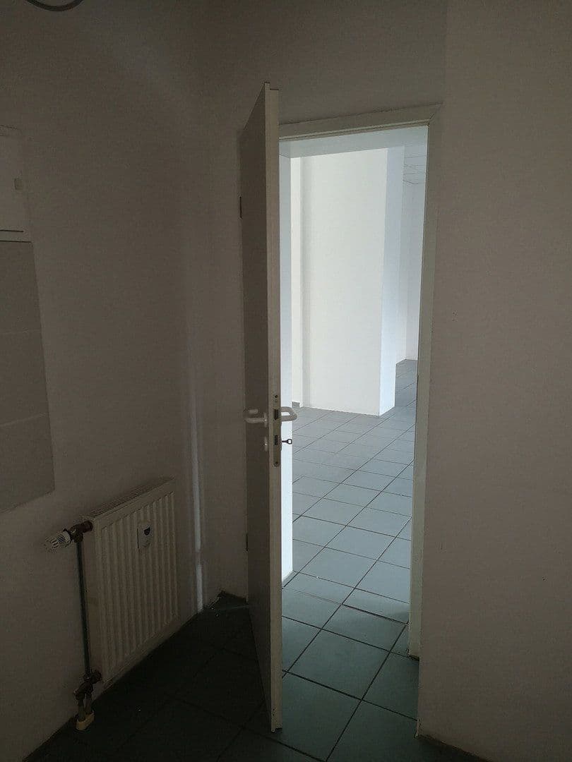 Pronájem kanceláře 40 m², Hauptstraße 12a-c, Meuselwitz, Durynsko Pronájem kanceláře 40 m², Hauptstraße 12a-c, Meuselwitz, Durynsko